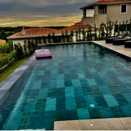 Luxury Luna In Vizinada Naehe Villa Porec